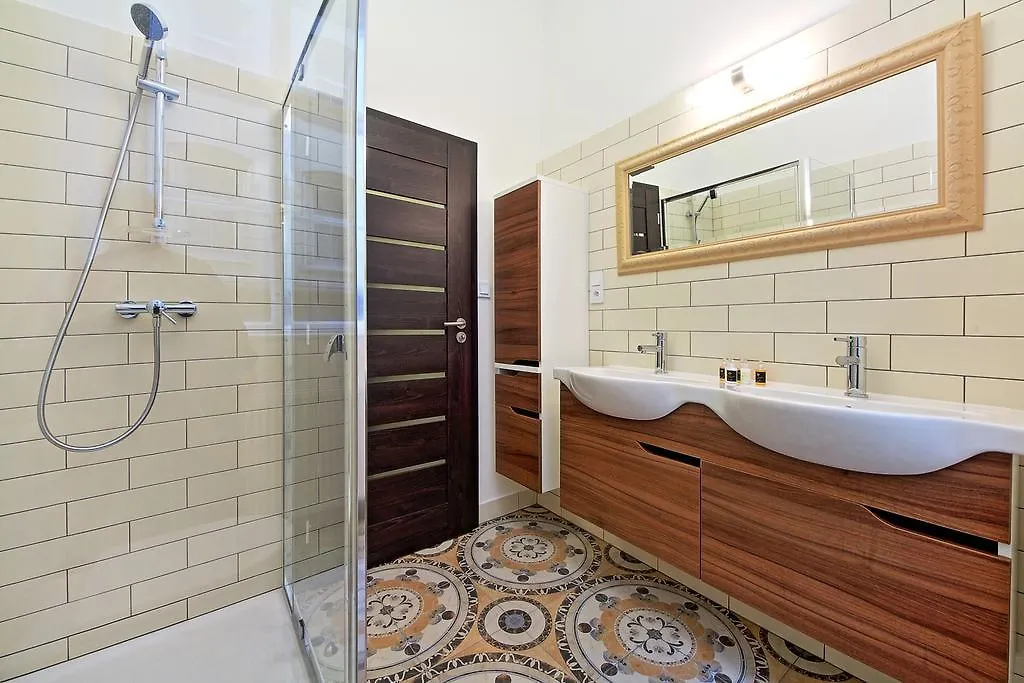 Deluxe Apartment Prague